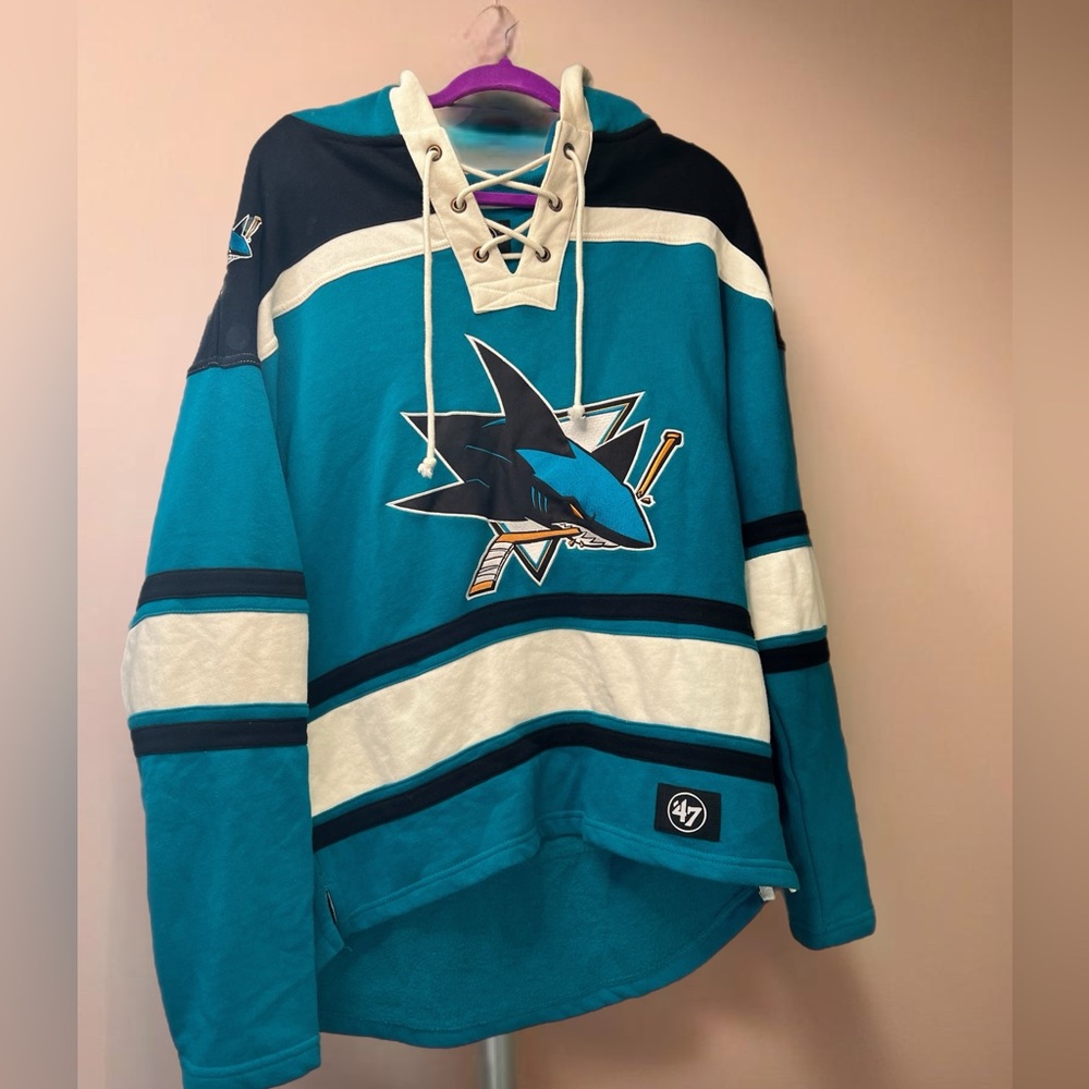San Jose sharks sweater size S